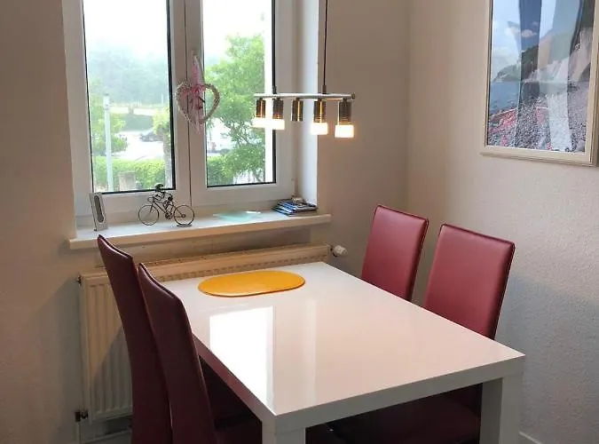 Apartment Ferienwohnungen Lohme Lohme